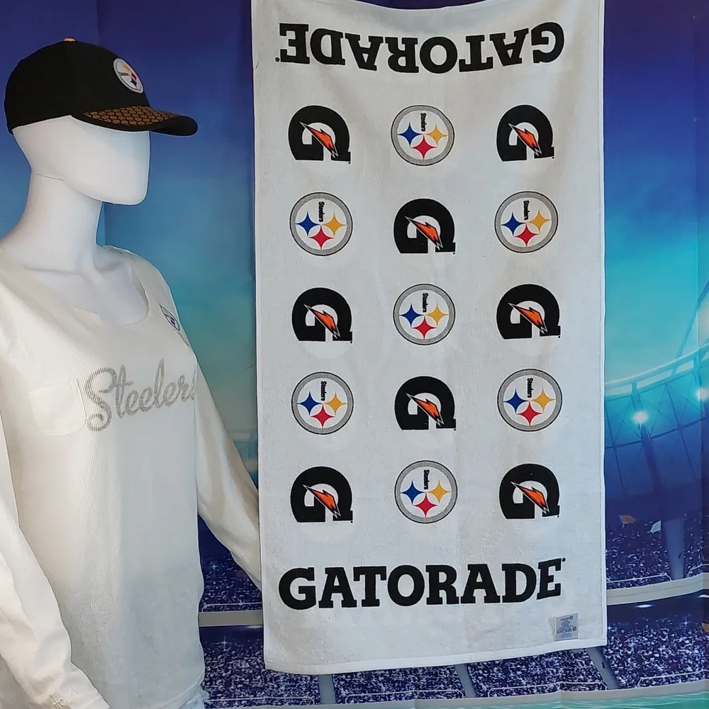 Pittsburgh Steelers On Field Football Gatorade NFL Towel NWT